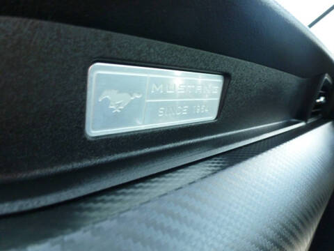 2016 Ford Mustang V6
