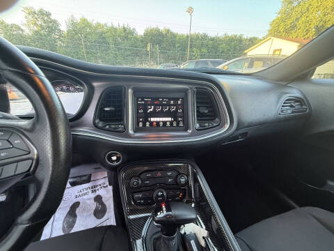 2018 Dodge Challenger SXT