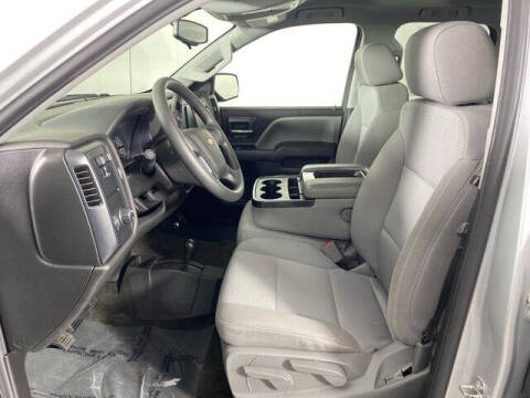 2018 Chevrolet Silverado 1500 Custom