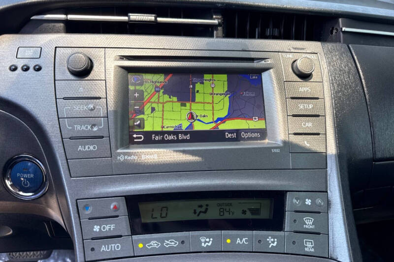 2015 Toyota Prius Three