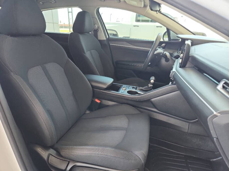 2022 Kia K5