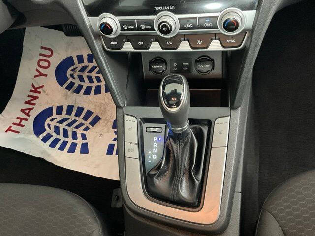 2020 Hyundai Elantra