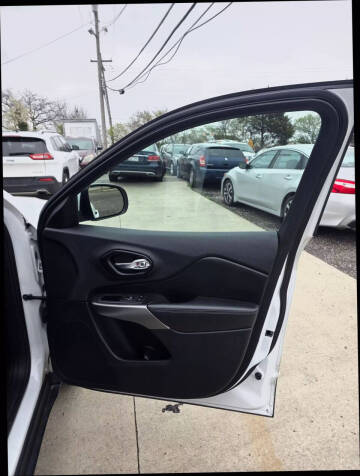 2020 Jeep Cherokee Latitude