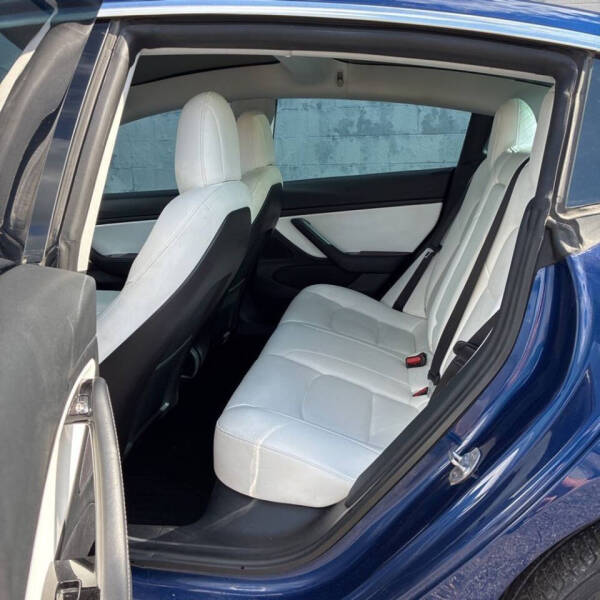 2020 Tesla Model 3 Standard Range Plus