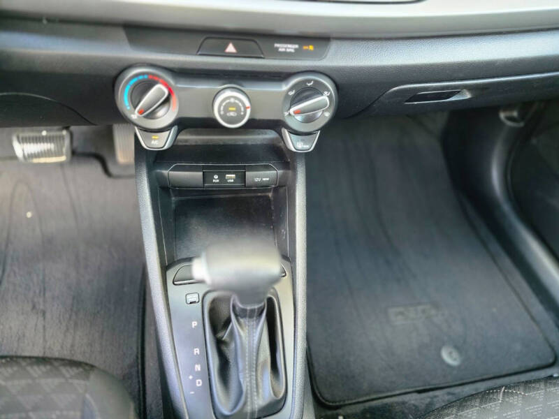 2020 Kia Rio LX
