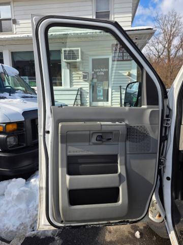 2013 Ford E-Series E-150