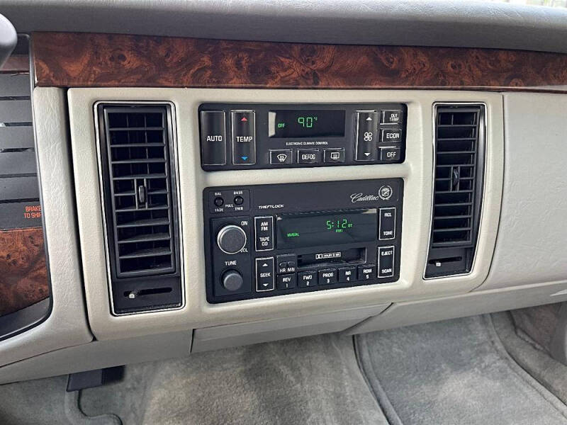 1996 Cadillac Fleetwood