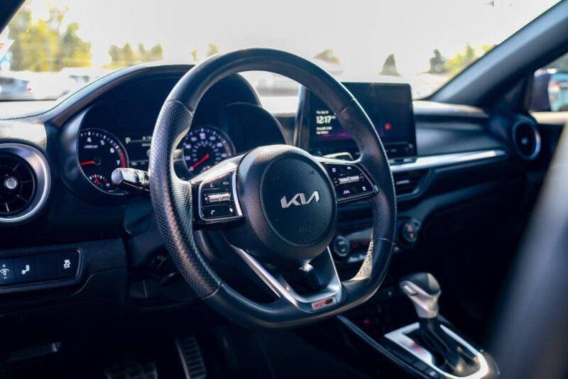 2023 Kia Forte GT-Line