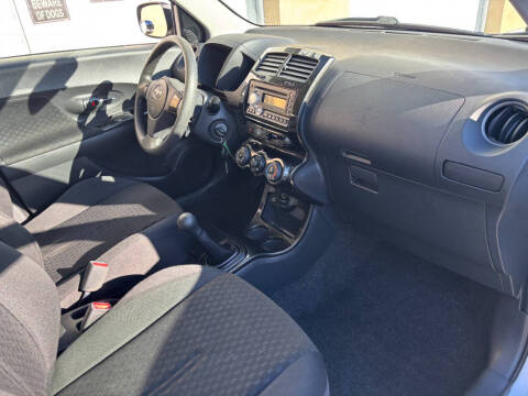 2010 Scion xD