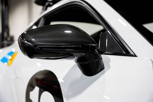 2024 Porsche 911 Dakar