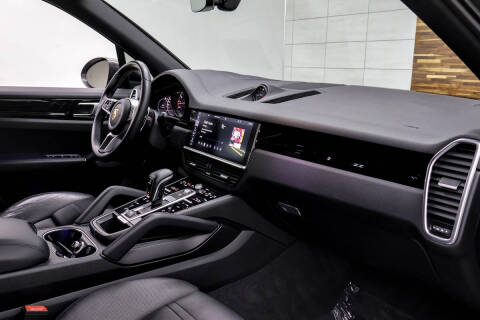 2019 Porsche Cayenne S