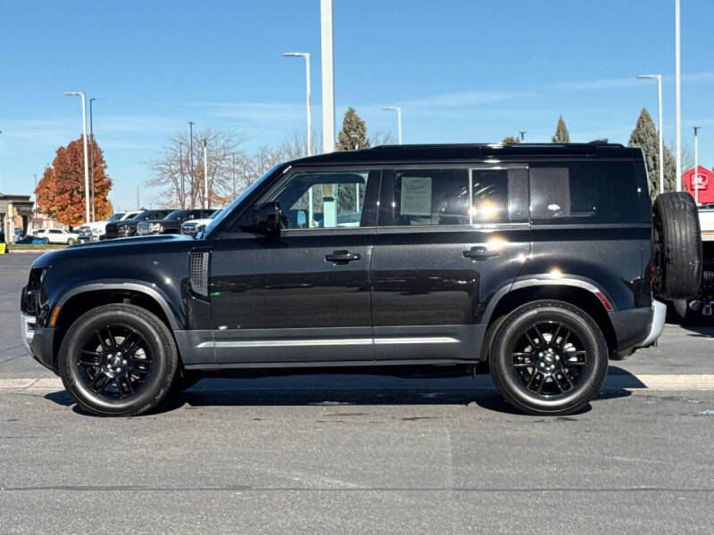 2024 Land Rover Defender 110 P300 S
