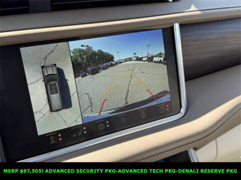 2024 GMC Yukon XL Denali