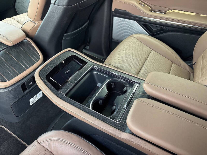 2026 Lincoln Navigator Black Label