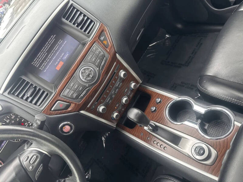 2017 Nissan Pathfinder