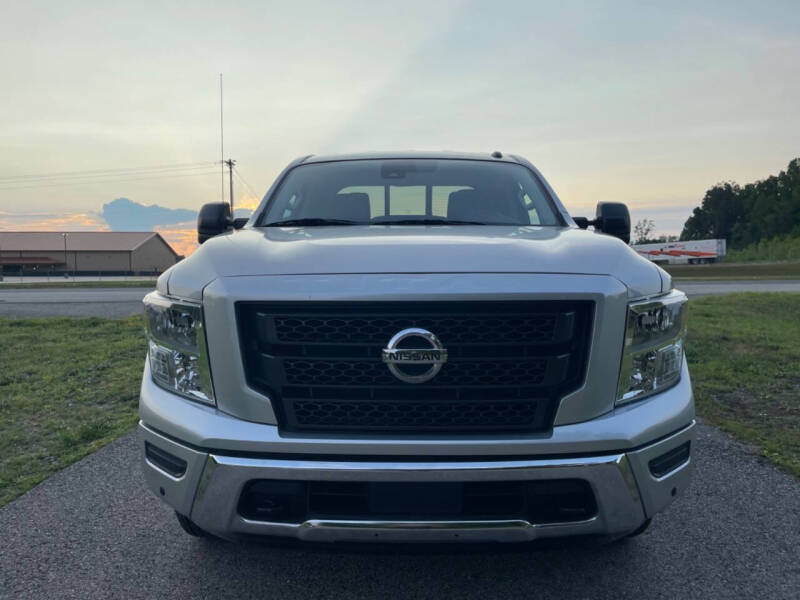 2021 Nissan Titan SV