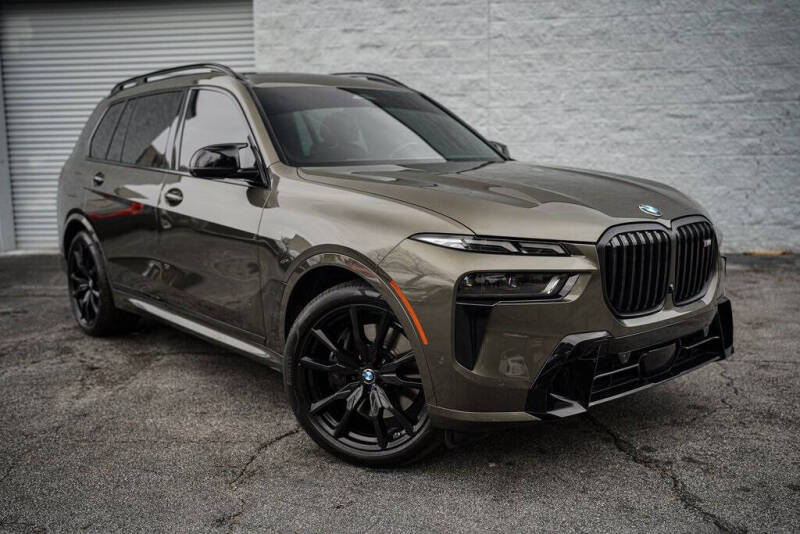 2025 BMW X7 M60i