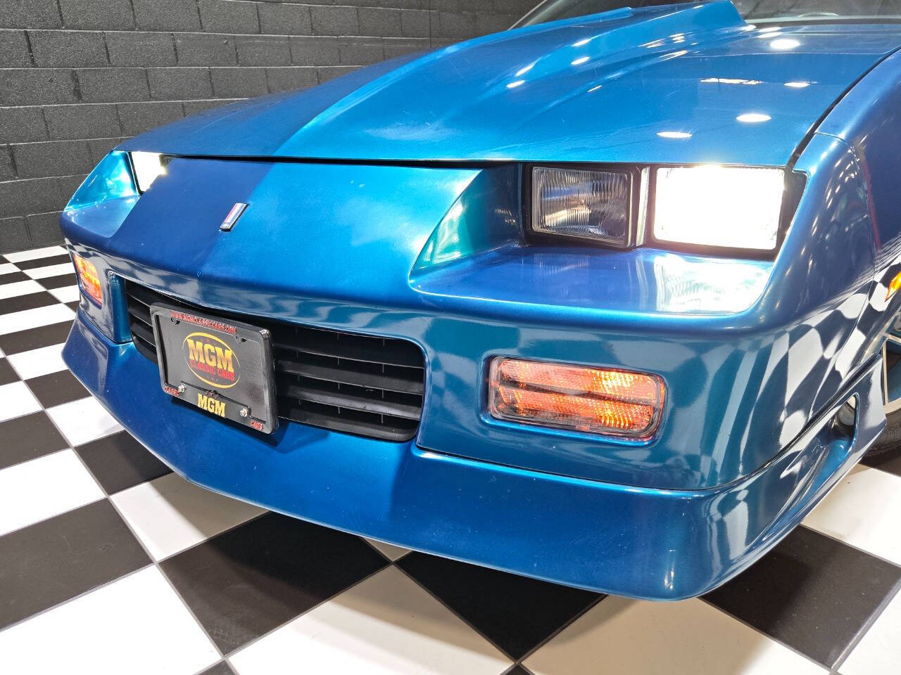 1992 Chevrolet Camaro 13
