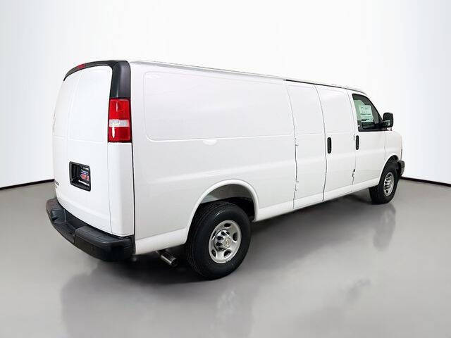 2026 Chevrolet Express 2500