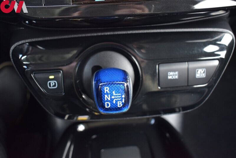 2022 Toyota Prius XLE