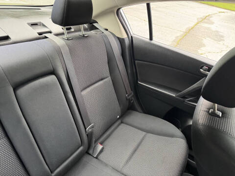 2012 Mazda MAZDA3 i Touring