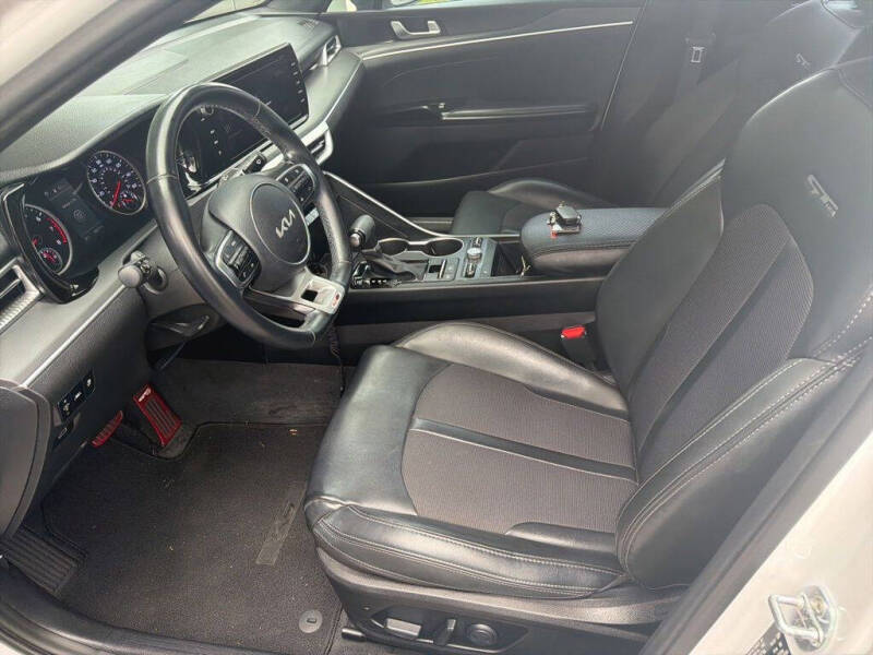 2022 Kia K5