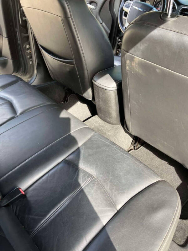 2012 Chrysler 200 Touring