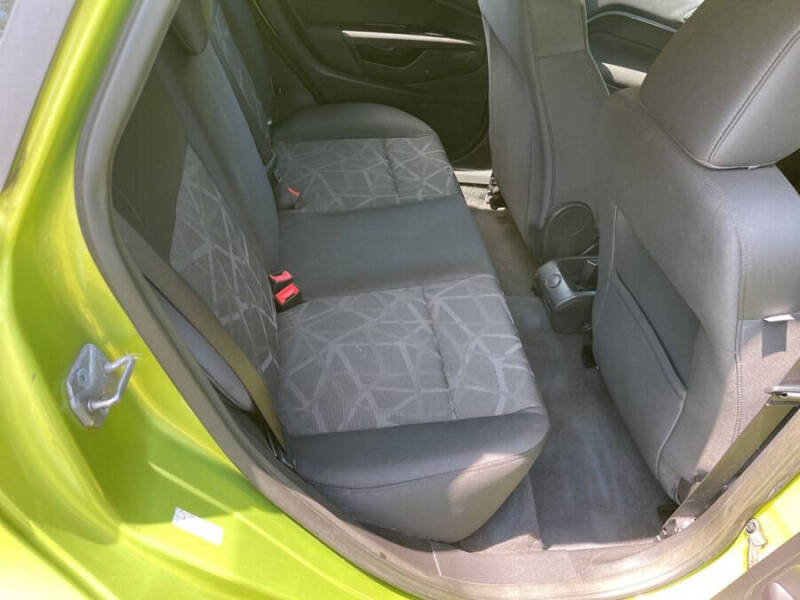 2011 Ford Fiesta SE