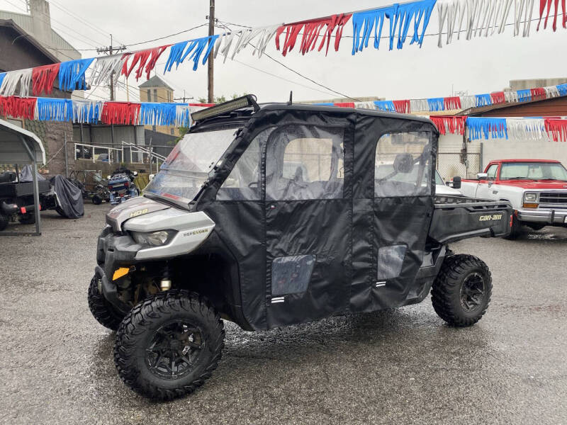2019 Can-Am Defender HD8