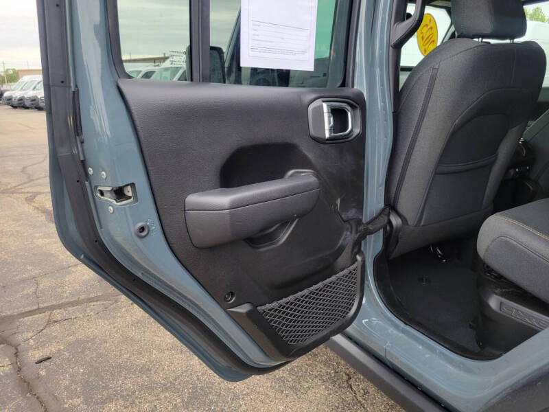 2025 Jeep Wrangler Willys 4xe