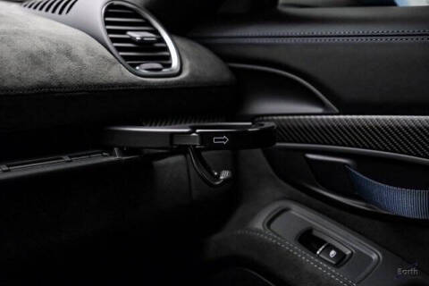 2024 Porsche 718 Cayman GT4 RS