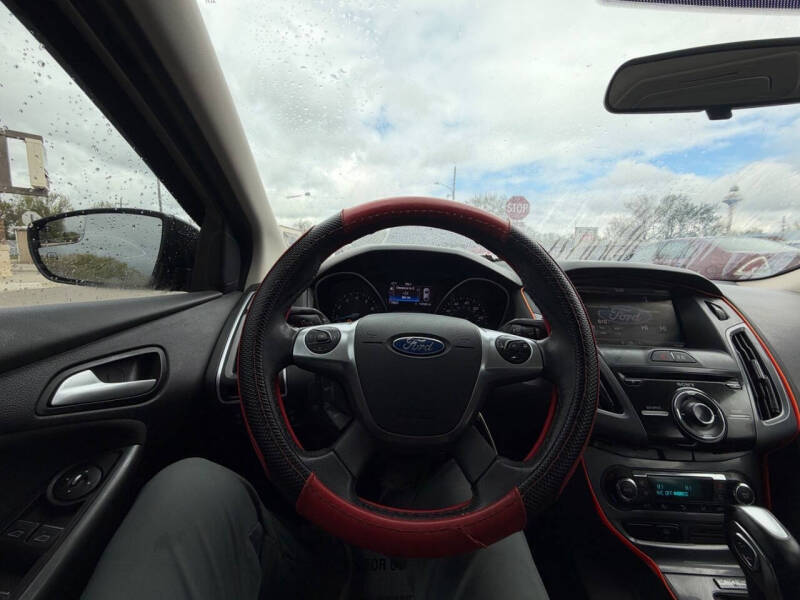 2014 Ford Focus Titanium