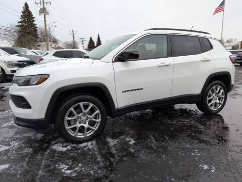 2022 Jeep Compass Latitude Lux