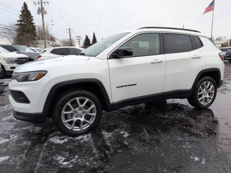 2022 Jeep Compass Latitude Lux