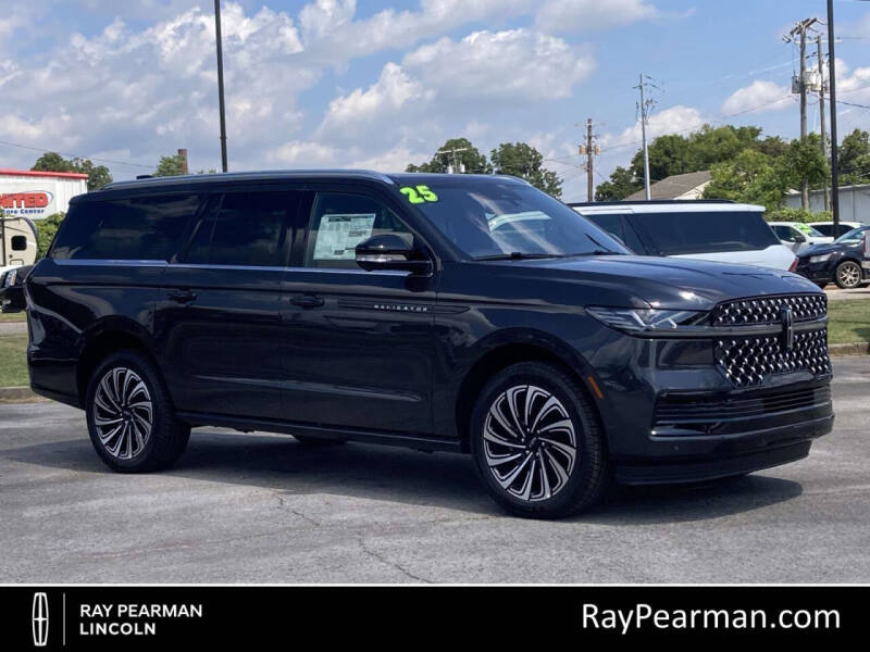 2025 Lincoln Navigator L Black Label
