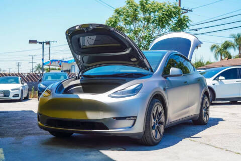2024 Tesla Model Y Long Range