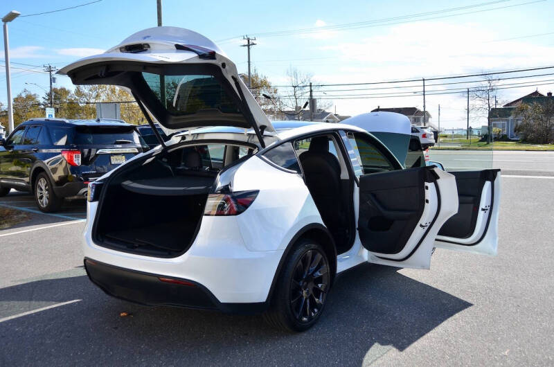 2023 Tesla Model Y Long Range