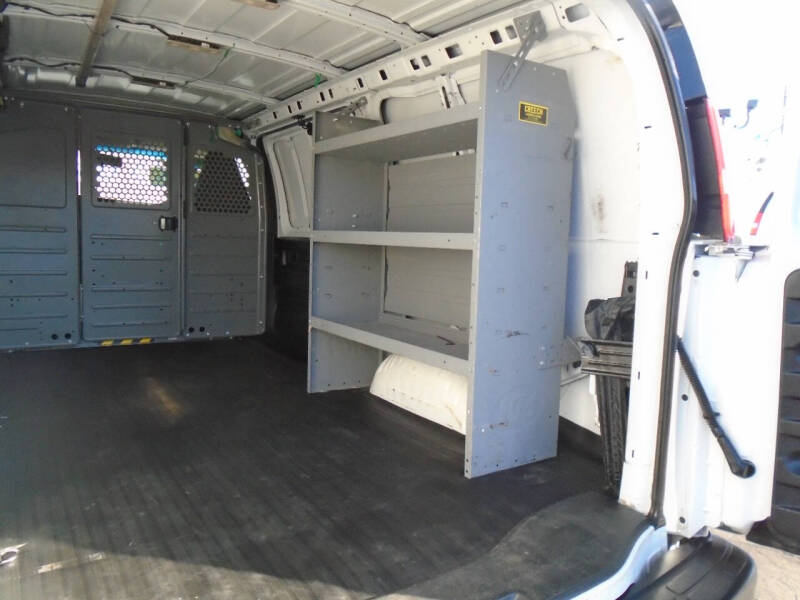 2019 Chevrolet Express 2500