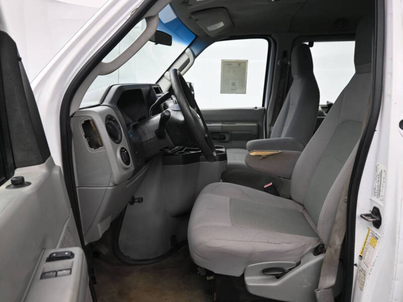 2014 Ford E-Series