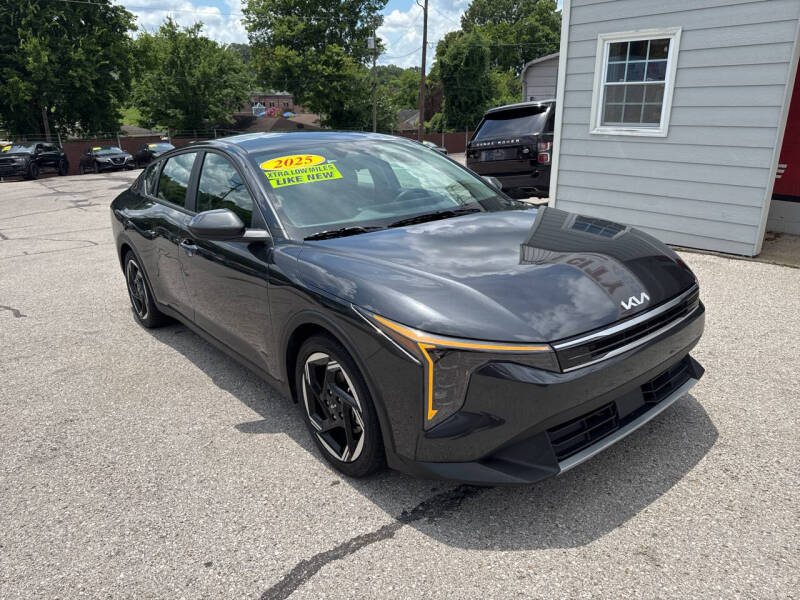 2025 Kia K4 EX's photo