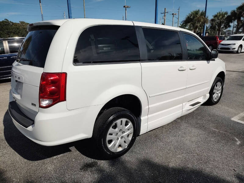 2014 Dodge Grand Caravan SE