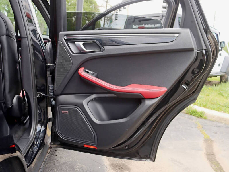 2018 Porsche Macan