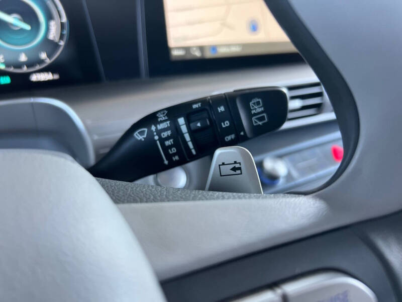 2022 Hyundai Nexo Blue