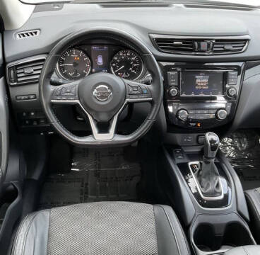 2021 Nissan Rogue Sport SV