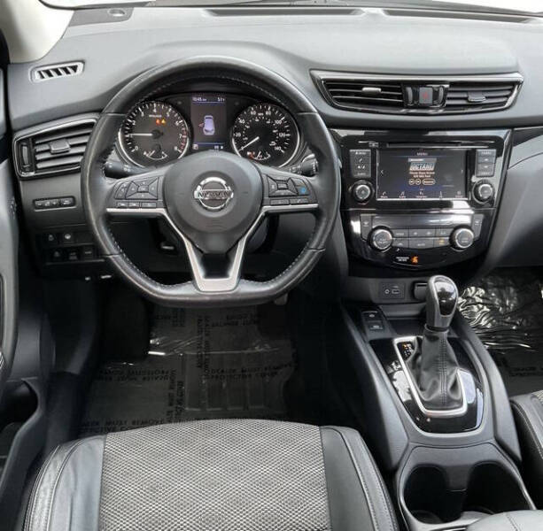 2021 Nissan Rogue Sport SV