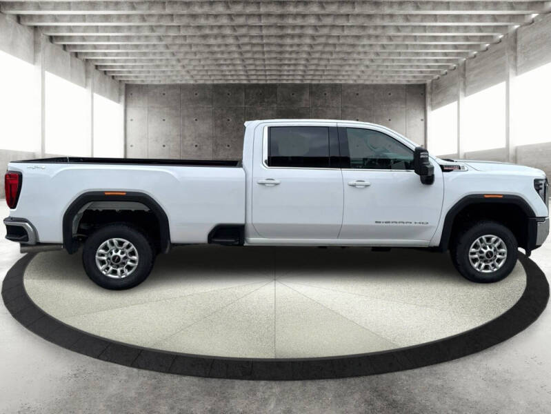 2024 GMC Sierra 2500HD SLE's photo
