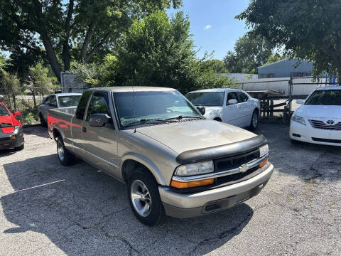 2000 Chevrolet S-10 LS