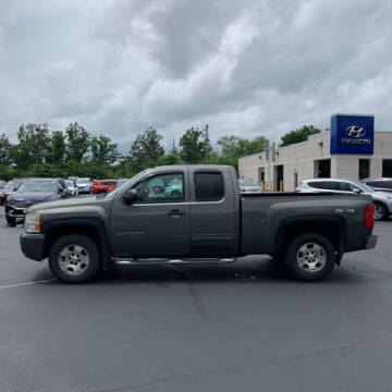 2010 Chevrolet Silverado 1500 for sale at No Limit Used Auto LLC in Martinsburg WV