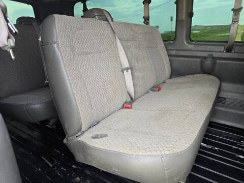 2017 Chevrolet Express LT 3500