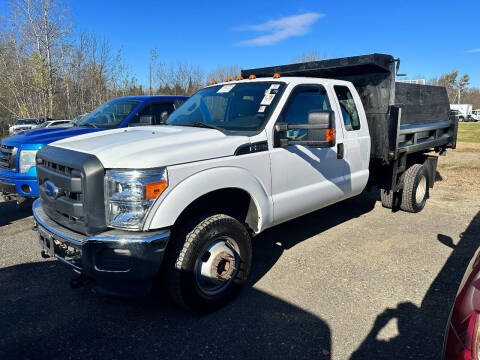 2016 Ford F-350 Super Duty for sale at Ripley & Fletcher Pre-Owned Sales & Service in Farmington ME